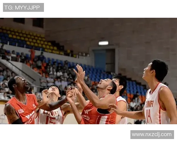 足球球星情绪瞬间合集展现赛场内外真情流露