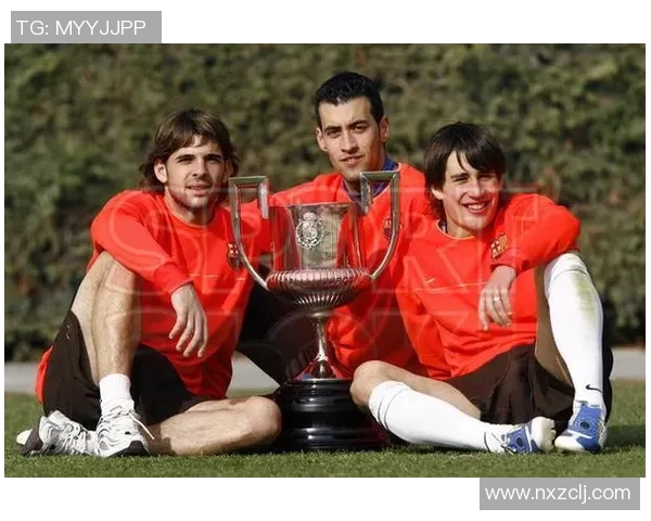 我身边的足球明星：从球场到生活的多维度探索